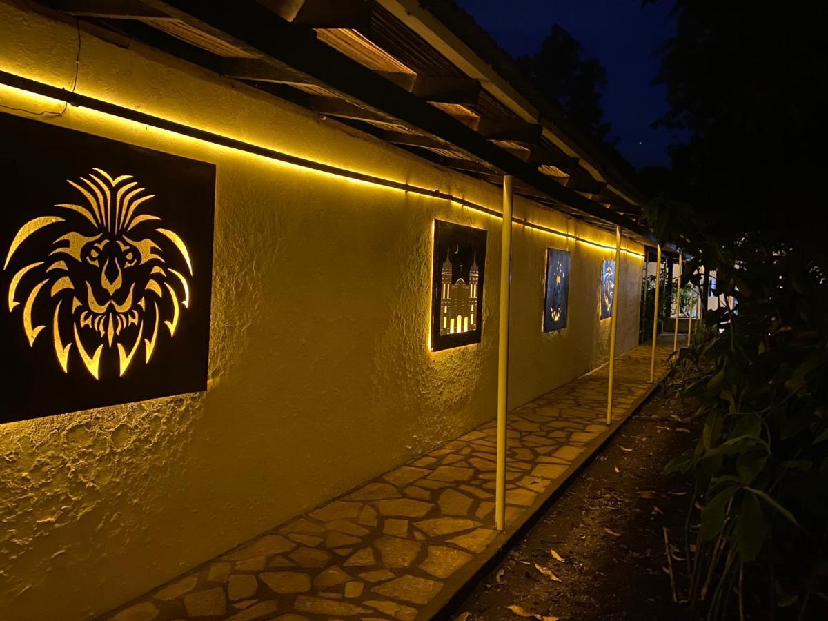 Hostal Casa Abierta León エクステリア 写真